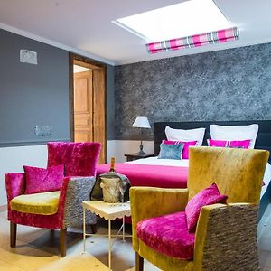 Kamer met een Queen Size Bed
